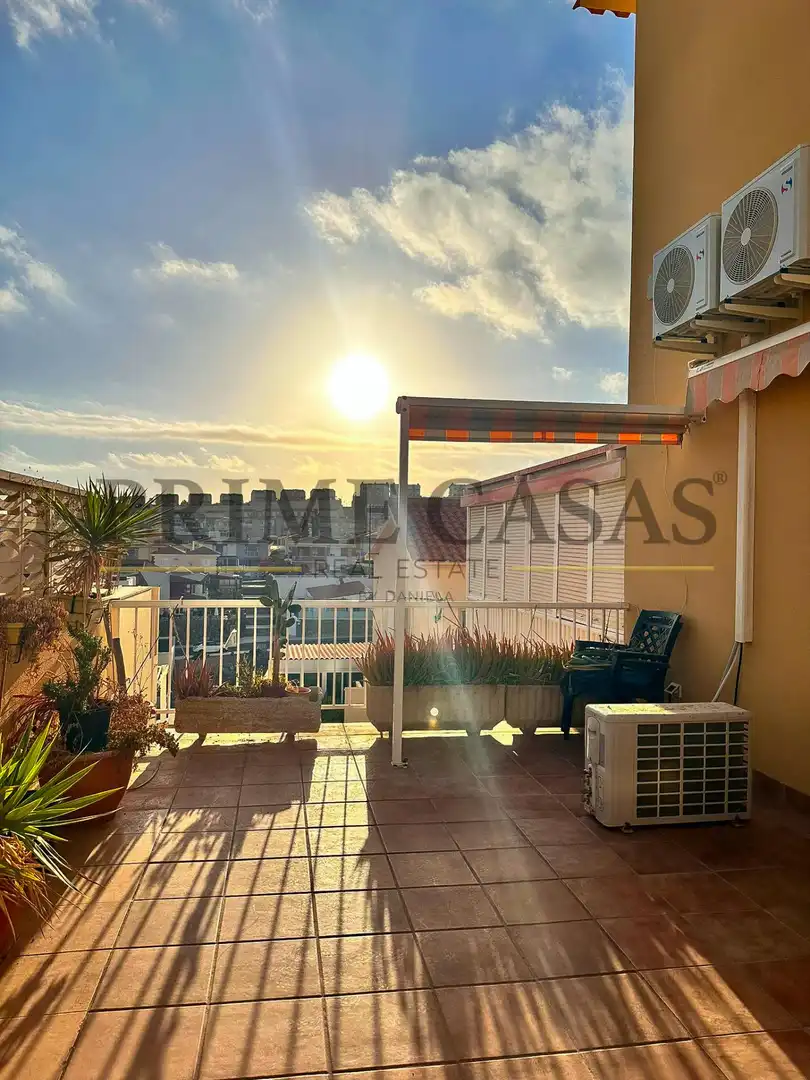Vista exterior de Casa o xalet en venda en Mogán amb Jardí privat, Terrassa i Traster