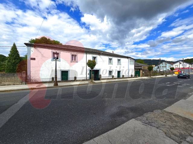 Casa-chalet en Venta en Calle Evaristo Correa en Baralla