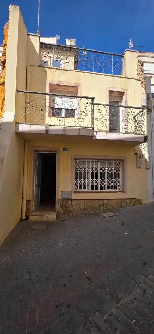 Vista exterior de Finca rústica en venda en L'Ametlla de Mar  amb Terrassa, Traster i Balcó