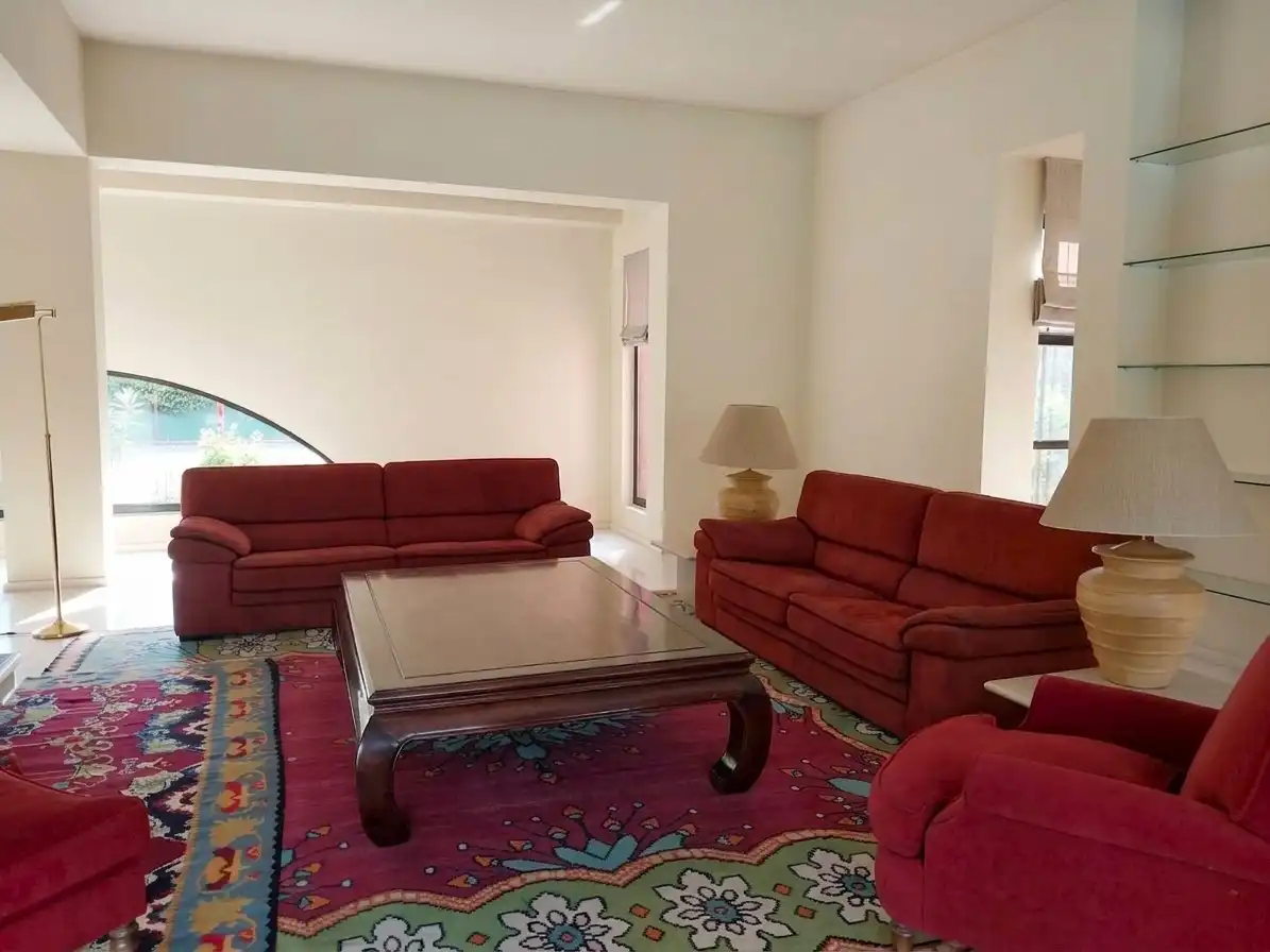 Sala de estar de Casa o chalet en venta en Pozuelo de Alarcón con Aire acondicionado, Calefacción y Jardín privado