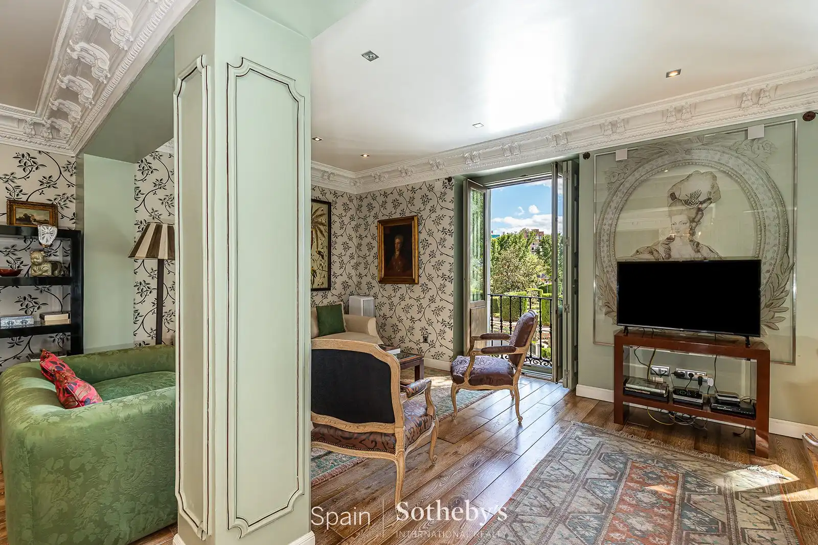Apartament amb ascensor de lloguer a Plaza de Oriente, imagen 3