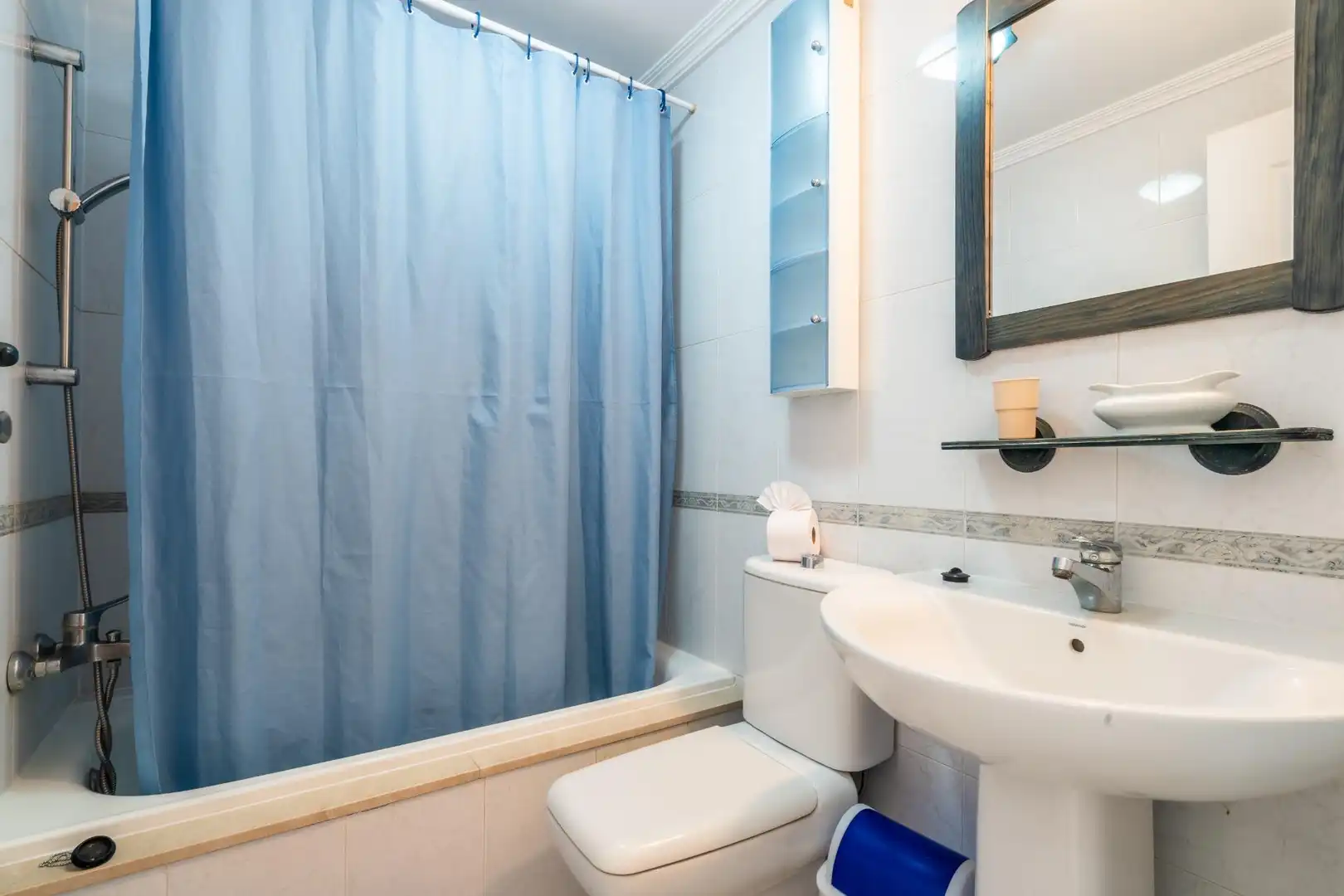 Baño de Casa adosada de alquiler en Granadilla de Abona con Jardín privado, Terraza y Balcón