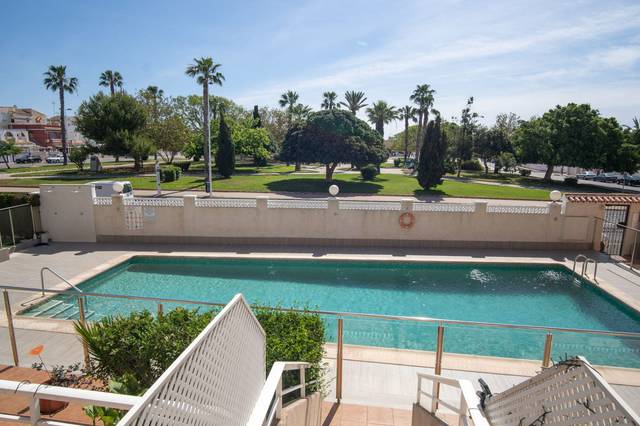 Casa-chalet en Venta en Avenida Paris, 123 en Nueva Torrevieja