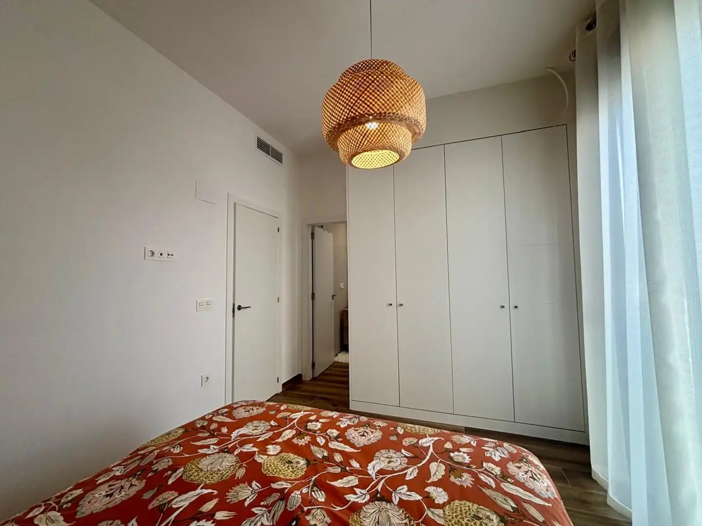 Dormitori de Casa o xalet en venda en Polop amb Aire condicionat, Jardí privat i Terrassa