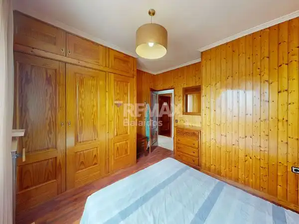 Bedroom of Flat for sale in Vigo   with Parquet flooring, Terrace and Storage room