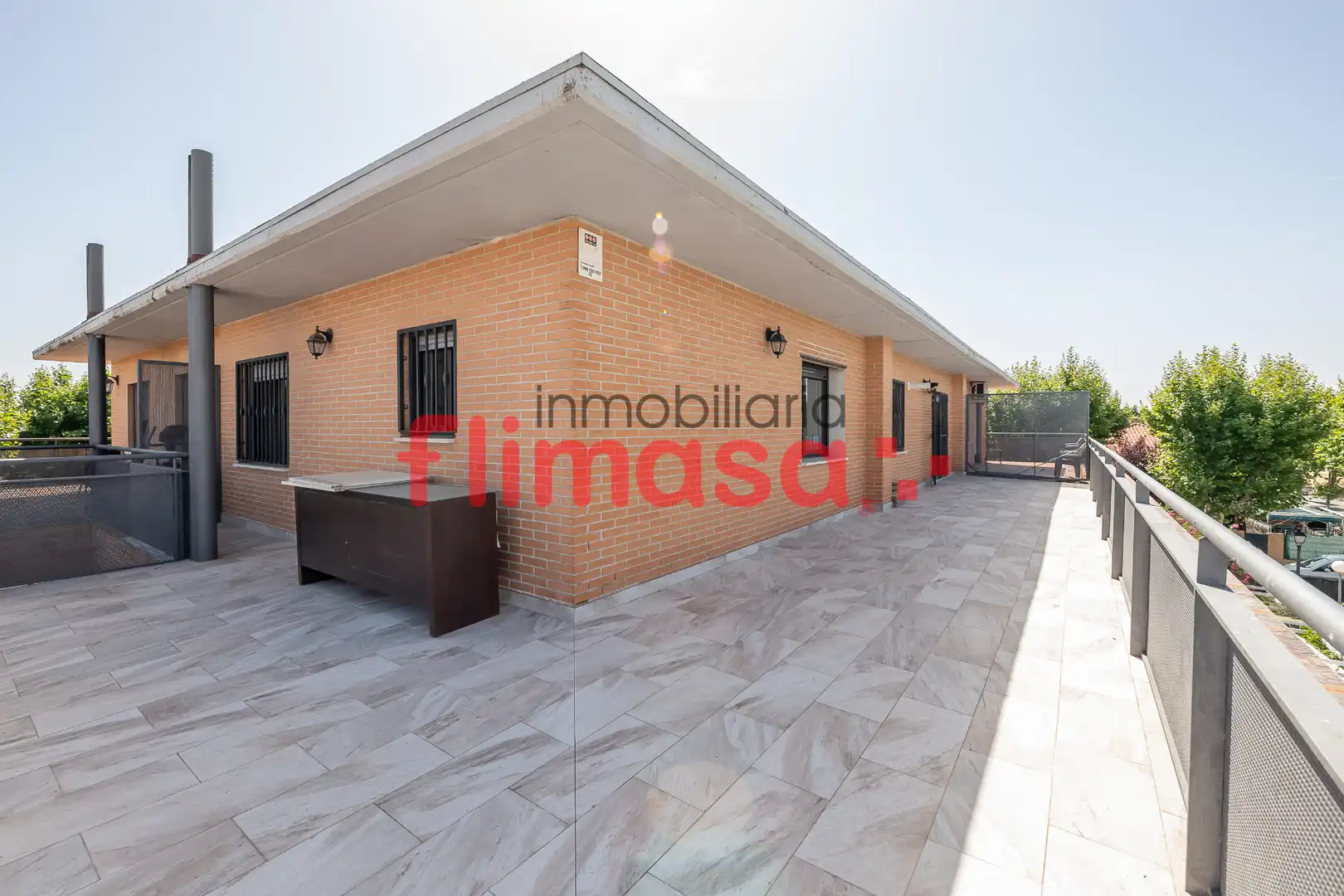 Exterior view of Flat for sale in Villaviciosa de Odón  with Heating, Terrace and Storage room