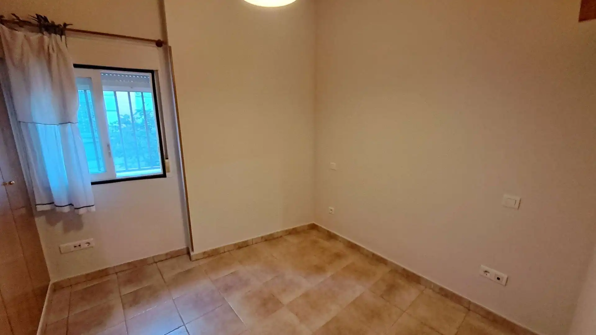 Piso de alquiler en Zaragoza con Aire acondicionado, Calefacción y Trastero