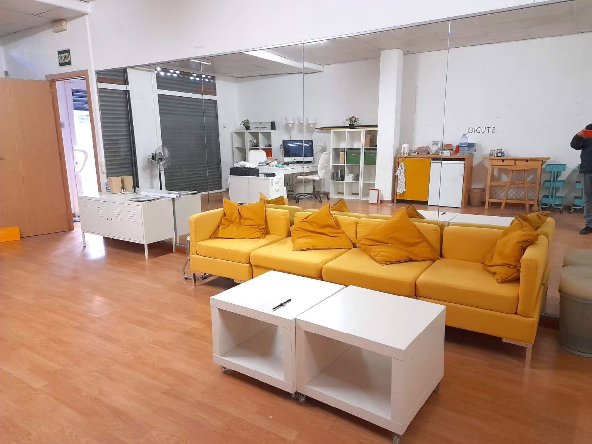 Local en venda en Sant Boi de Llobregat