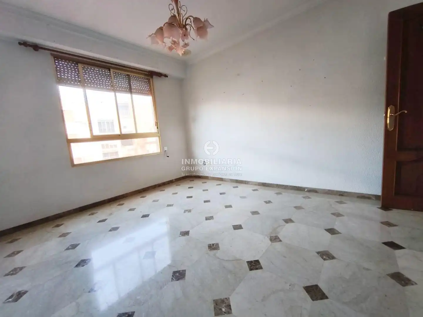 Habitación de Piso en venta en Novelda