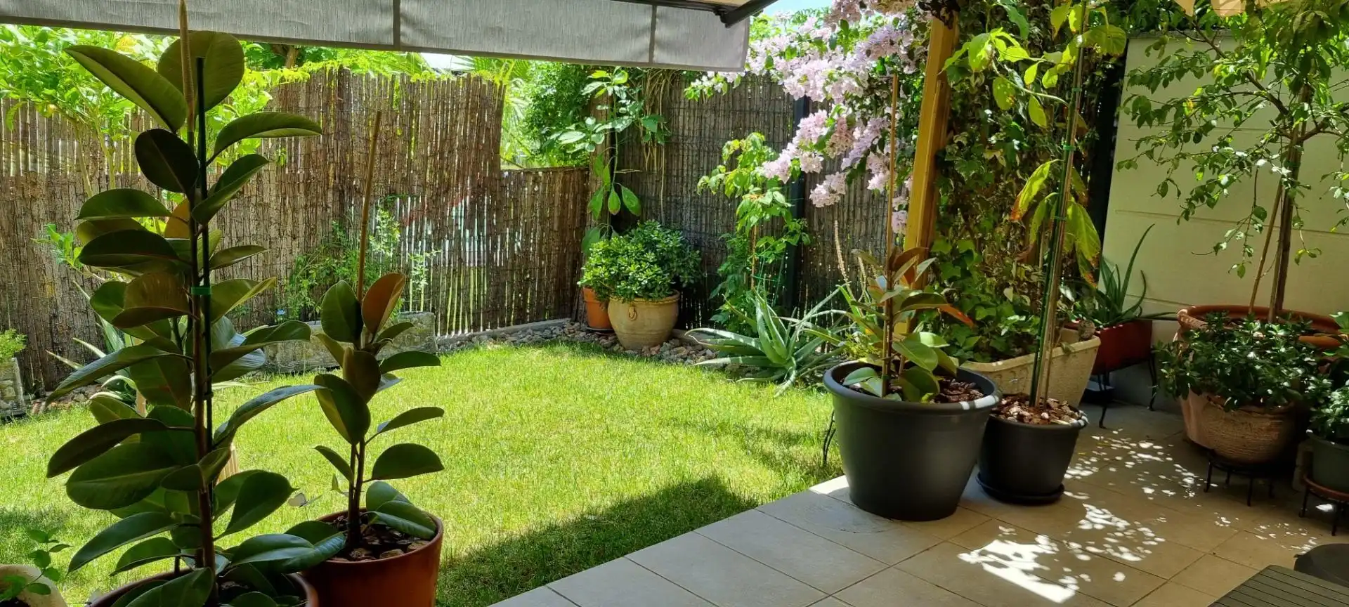 Terraza de Planta baja en venta en Córdoba con Aire acondicionado, Calefacción y Jardín privado