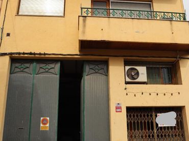 Maison avec balcon à vendre à MAJOR