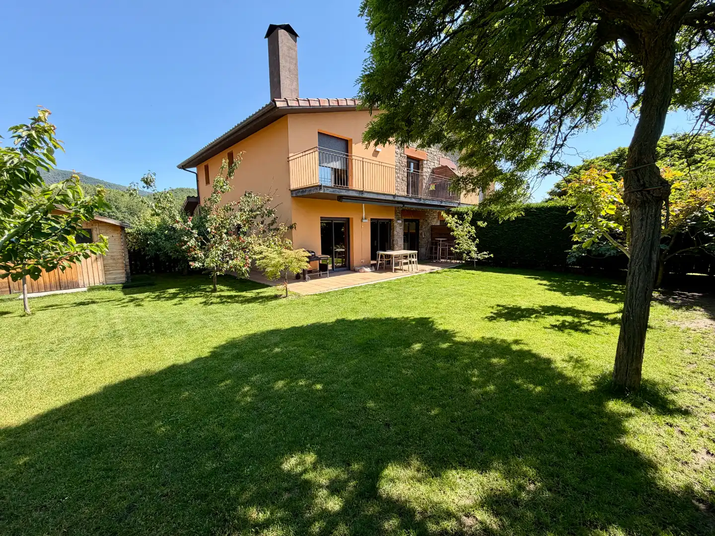 Garden of Detached homes for sale in La Vall d'en Bas  with Heating, Private garden and Terrace