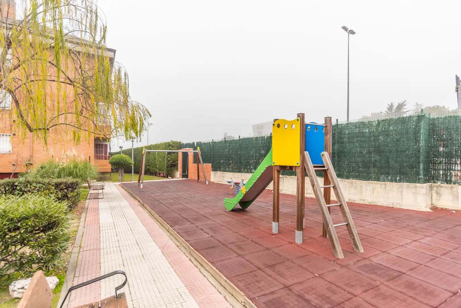 Vista exterior de Ático en venta en Collado Villalba con Aire acondicionado, Calefacción y Piscina comunitaria
