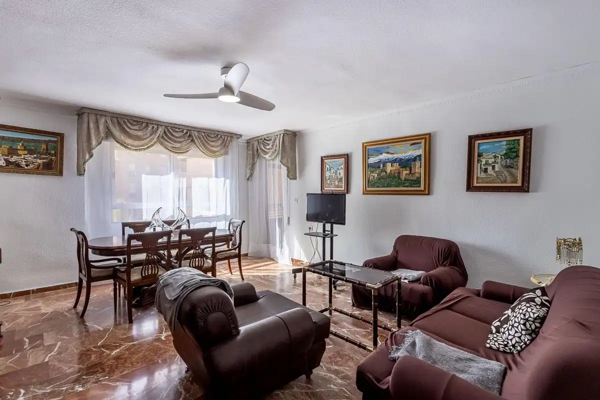Flat with lift to rent in Calle CARDENAL PARRADO 7, imagen 8