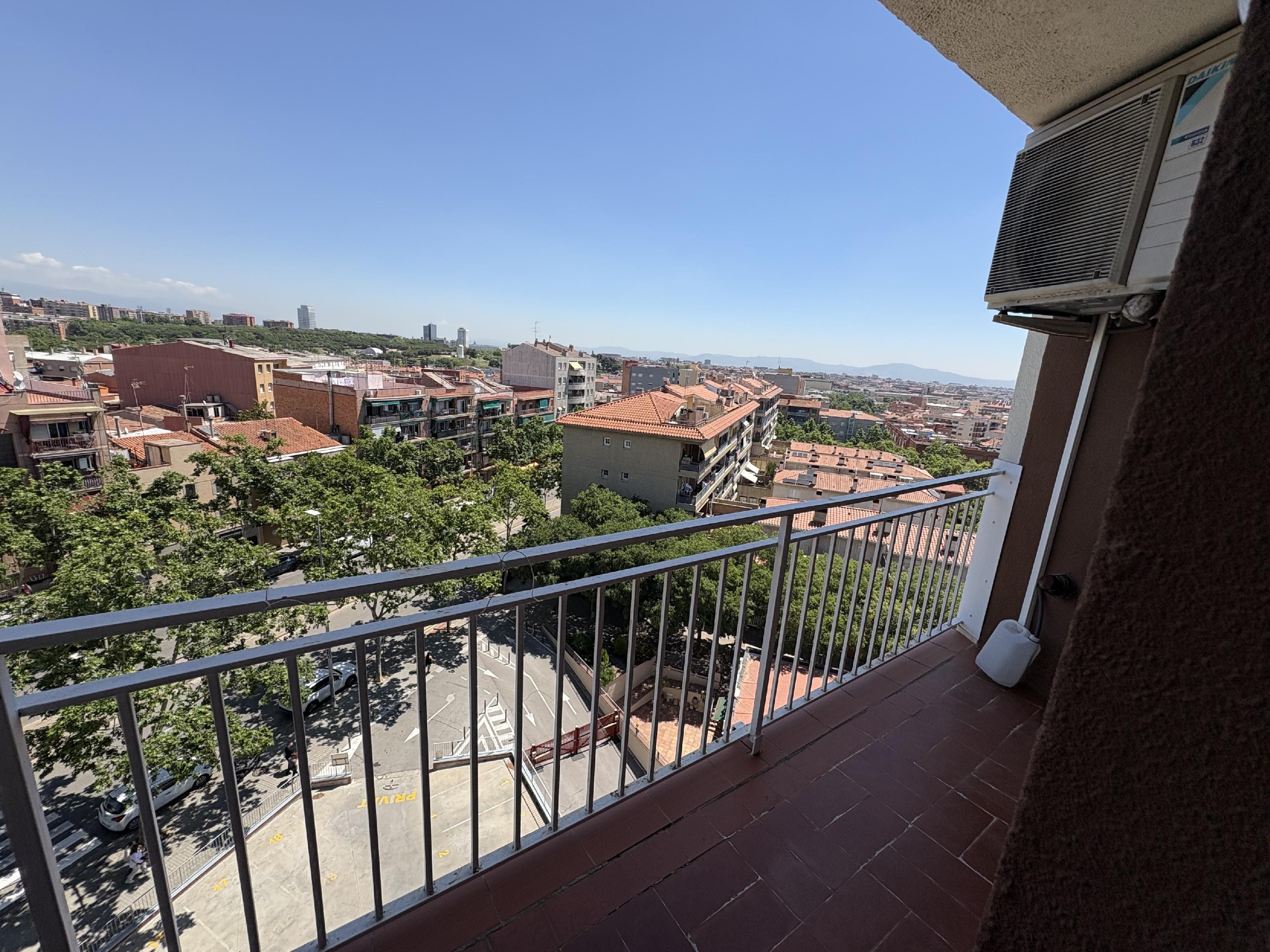 Balcony of Flat for sale in Sabadell  with Air Conditioner and Balcony