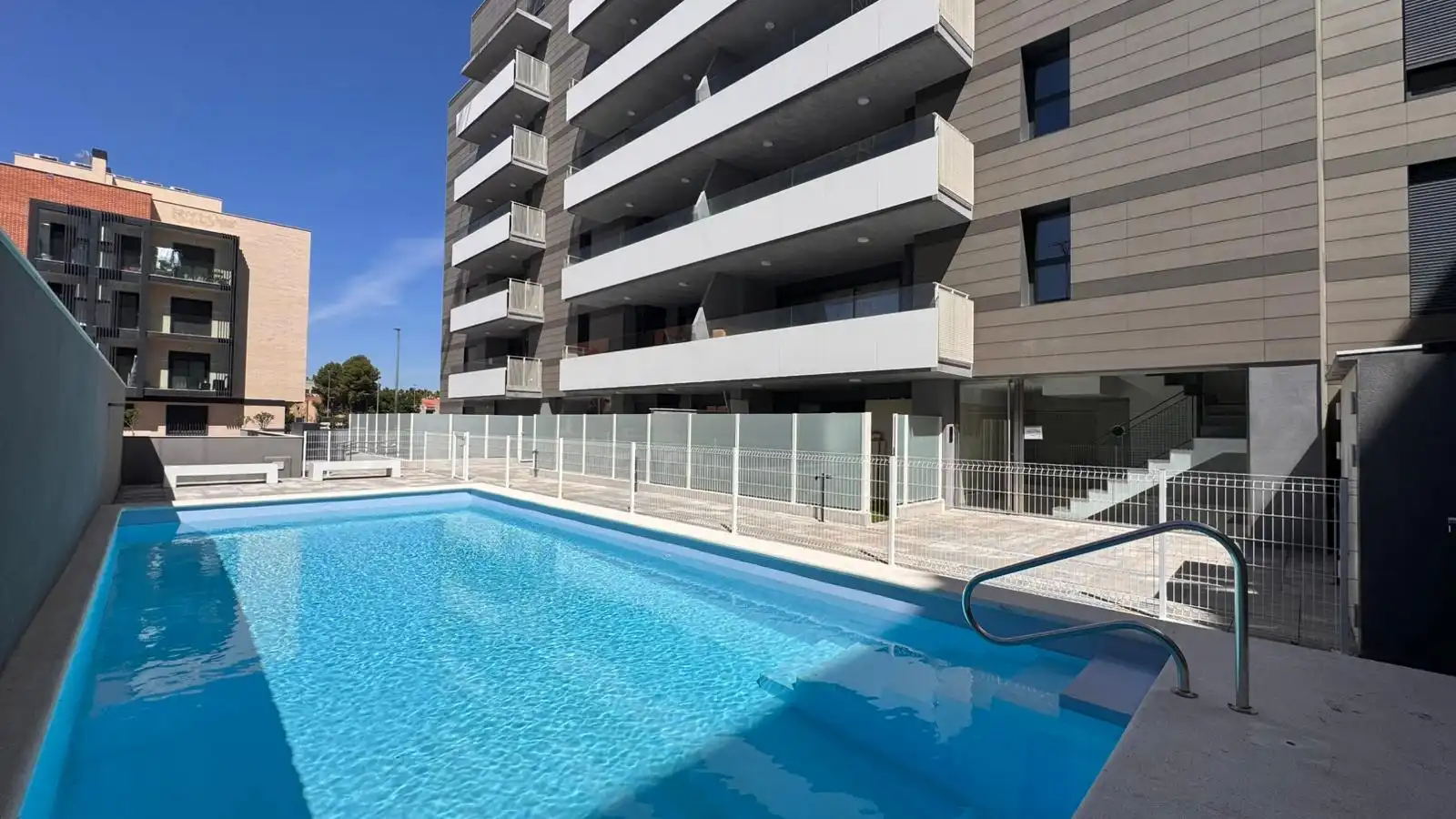 Piscina de Àtic en venda en Murcia amb Aire condicionat, Calefacció i Jardí privat