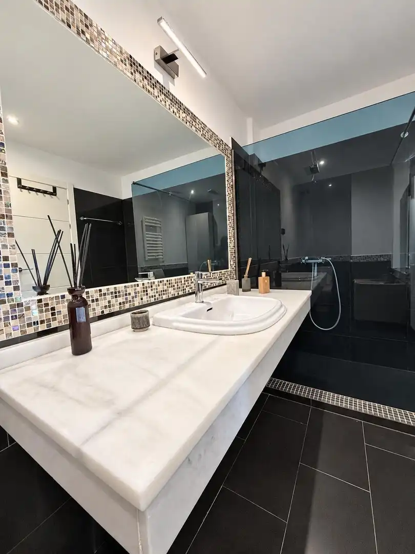 Baño de Piso en venta en Fuengirola con Aire acondicionado, Jardín privado y Terraza
