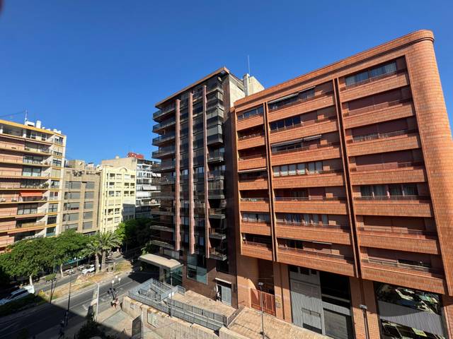Piso en Venta en Casco Antiguo - Sta. Cruz - Ayuntamiento
