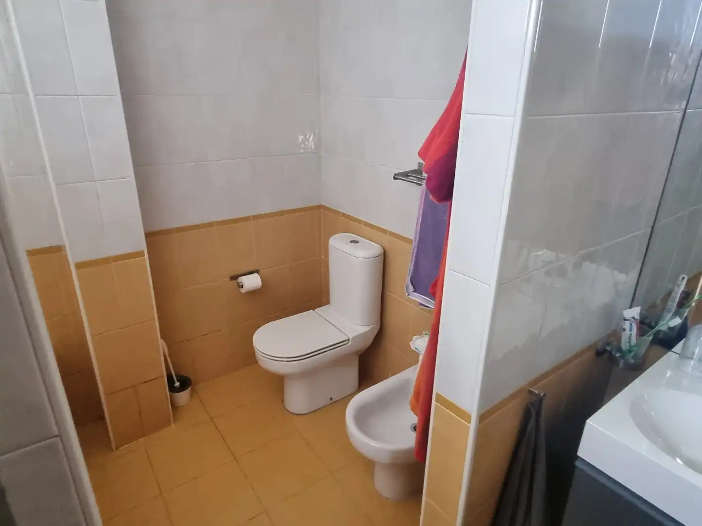 Bany de Casa adosada en venda en Castrillo del Val amb Calefacció, Jardí privat i Terrassa