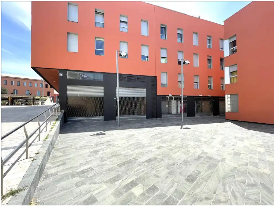 Business premises for sale in Carrer de Pi i Margall, imagen 4