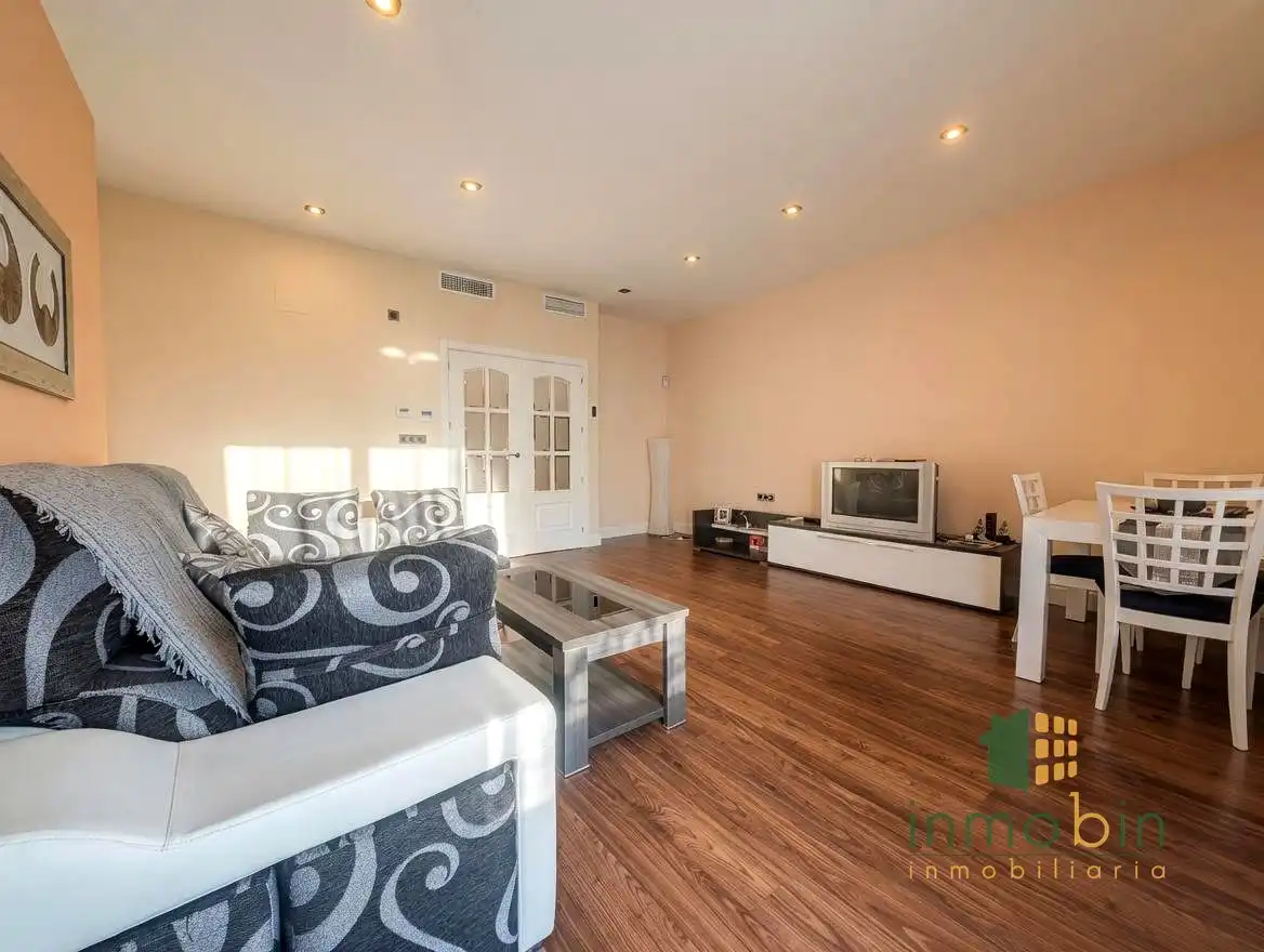 Living room of Houses for sale in Don Benito  with Air Conditioner, Heating and Terrace