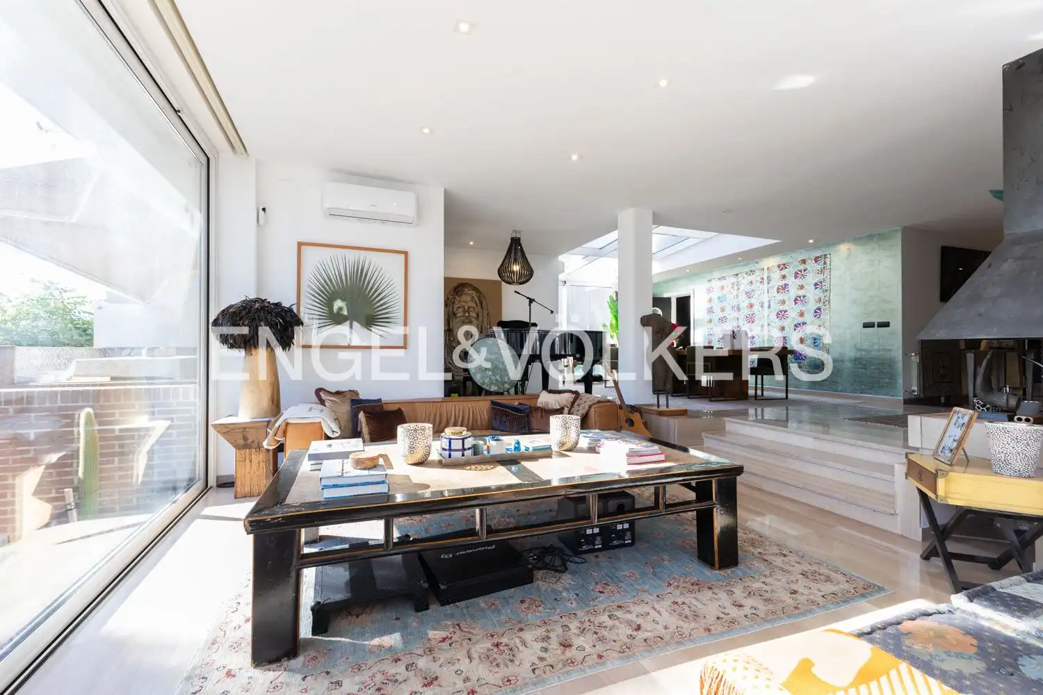 Sala d'estar de Casa o xalet en venda en Paterna amb Aire condicionat, Calefacció i Jardí privat