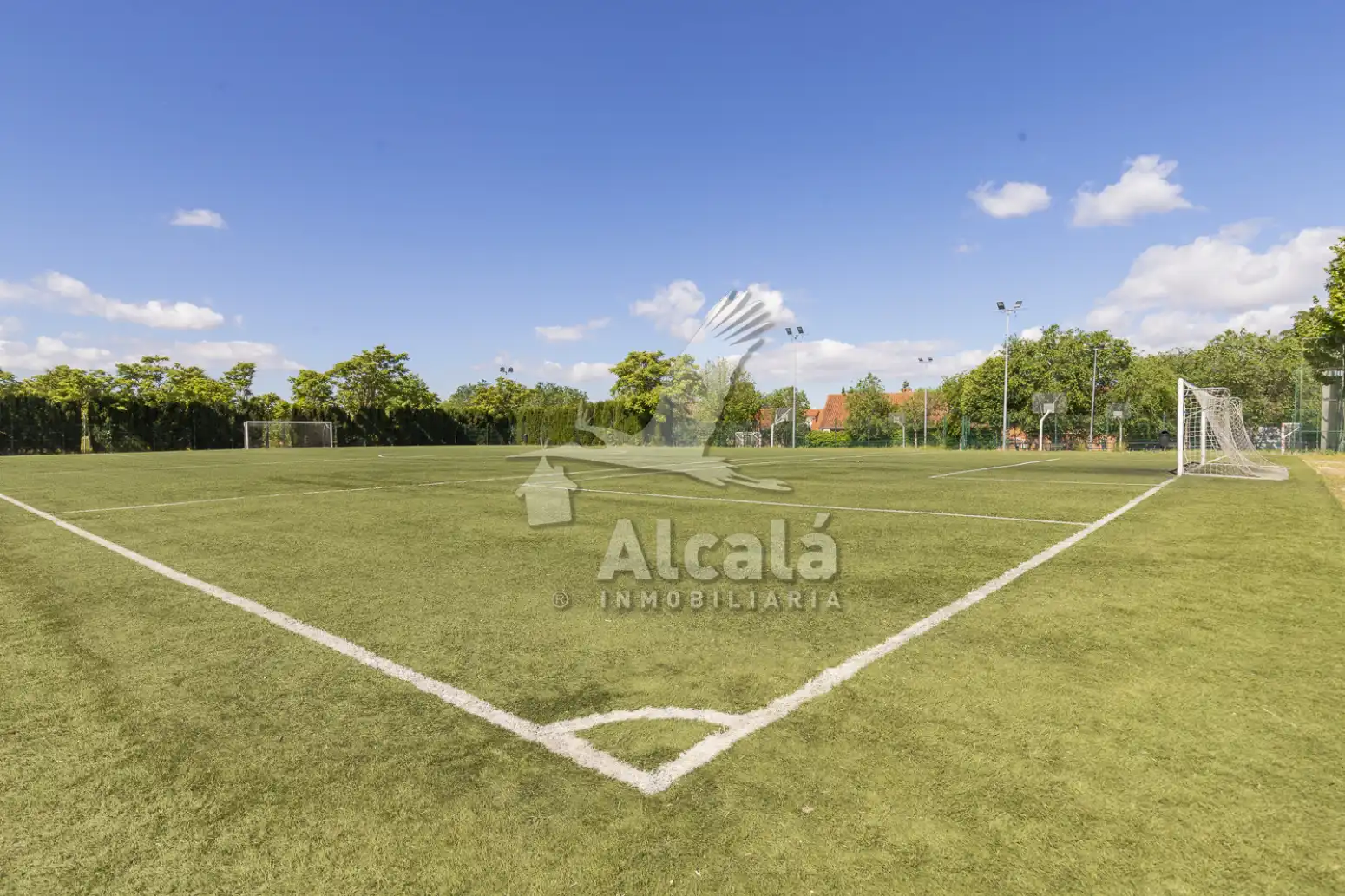 Casa adosada en venta en Villalbilla con Aire acondicionado, Calefacción y Parquet