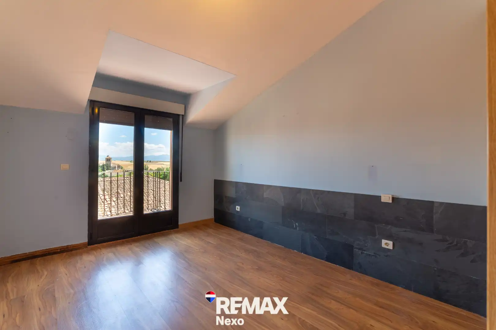 Habitación de Casa adosada en venta en Roda de Eresma con Jardín privado, Terraza y Horno