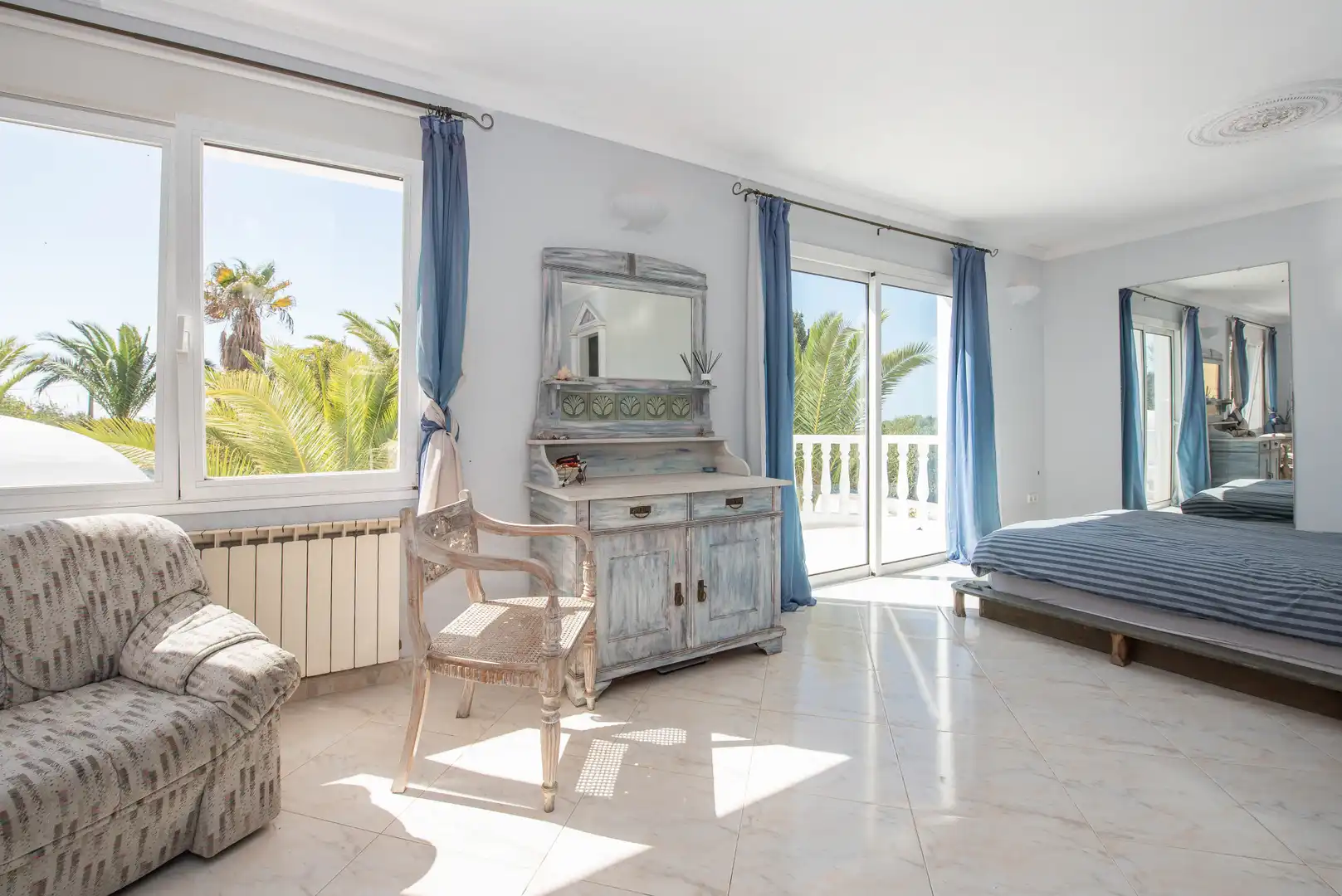 Dormitori de Casa o xalet en venda en Eivissa amb Aire condicionat, Calefacció i Jardí privat