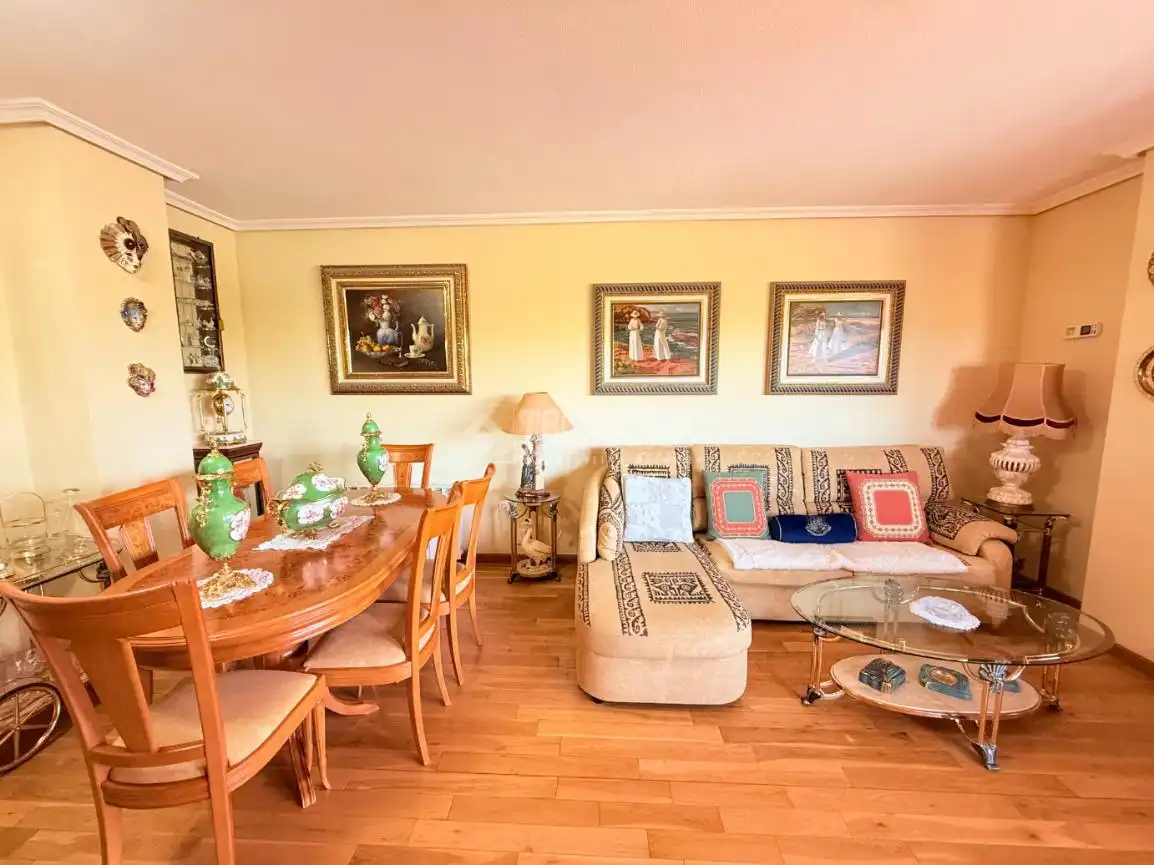 Sala de estar de Piso en venta en Seseña con Calefacción, Terraza y Balcón