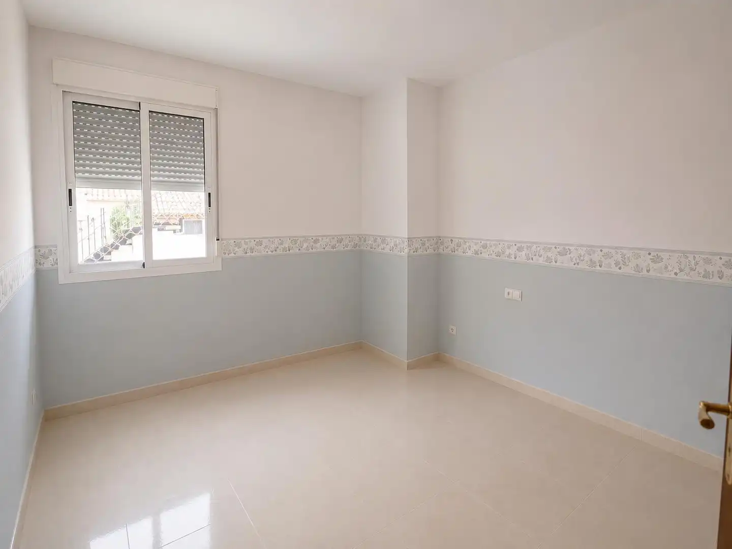 Habitación de Piso en venta en Málaga con Aire acondicionado, Calefacción y Jardín privado