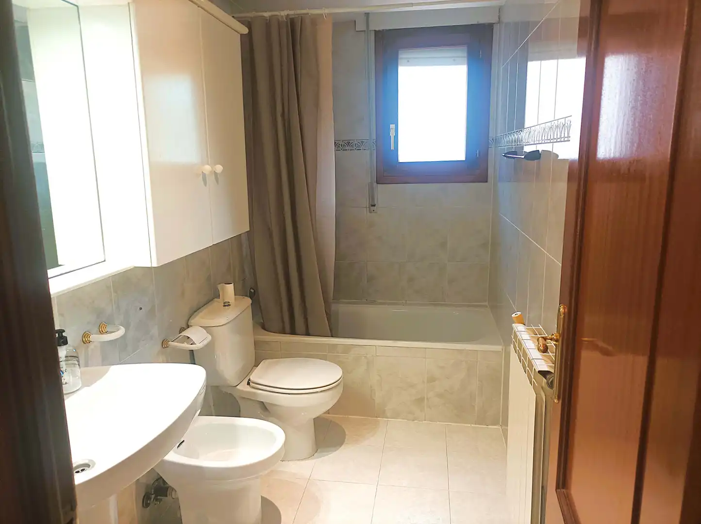 Baño de Piso en venta en Arnedillo con Calefacción, Terraza y Trastero