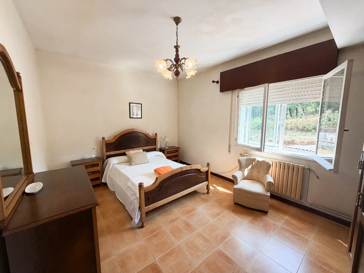 Bedroom of Houses for sale in Rianxo  with Heating, Private garden and Furnished