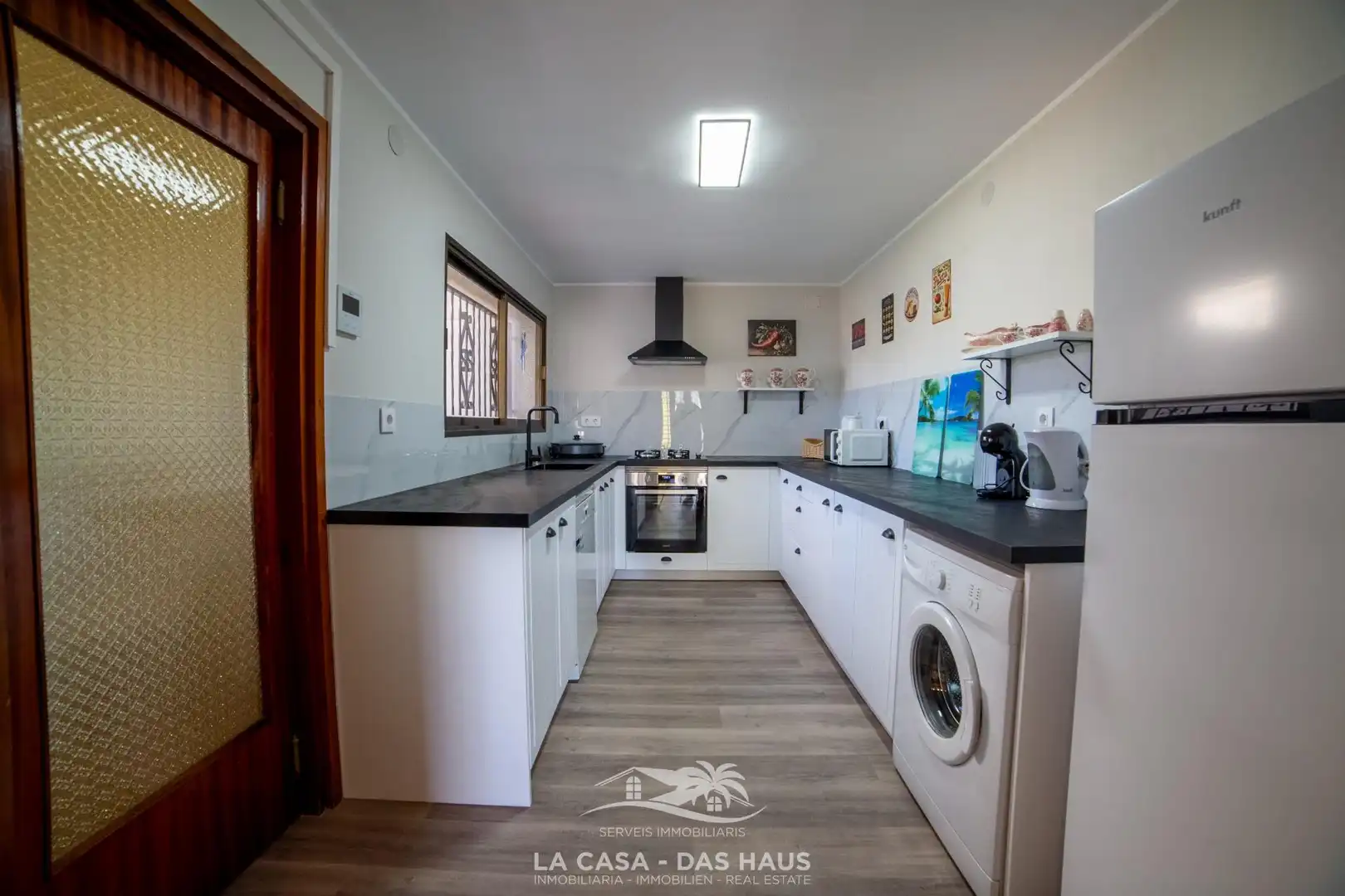 Cuina de Casa o xalet en venda en Lloret de Mar amb Jardí privat, Terrassa i Balcó