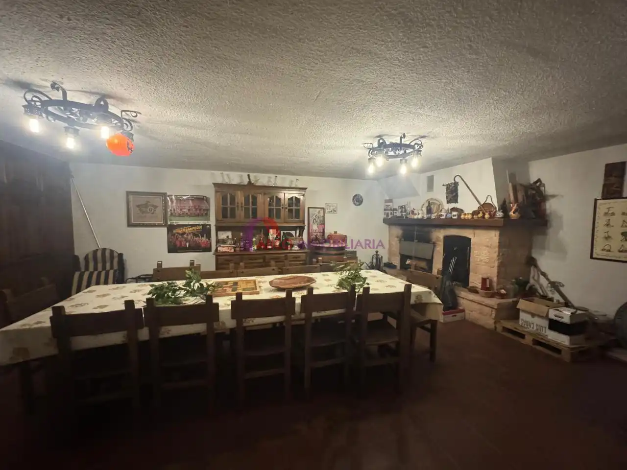 Comedor de Casa o chalet en venta en Alfoz de Quintanadueñas con Calefacción, Jardín privado y Amueblado
