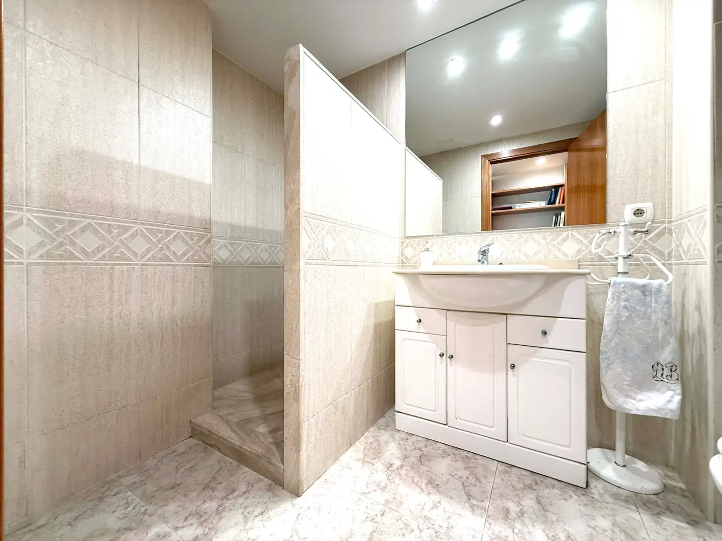 Apartment with terrace for sale in Plaça de l'Estació, imagen 48