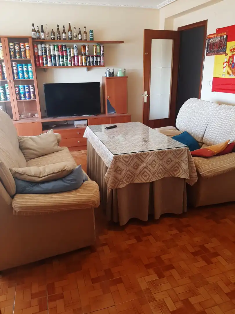 Sala de estar de Piso de alquiler en Jaén con Aire acondicionado, Calefacción y Amueblado