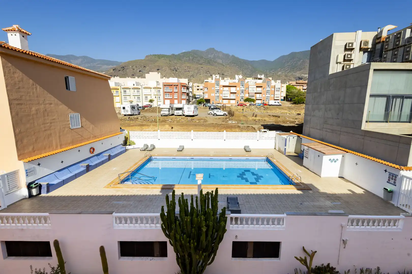 Piscina de Apartamento de alquiler en Las Caletillas - Punta Larga