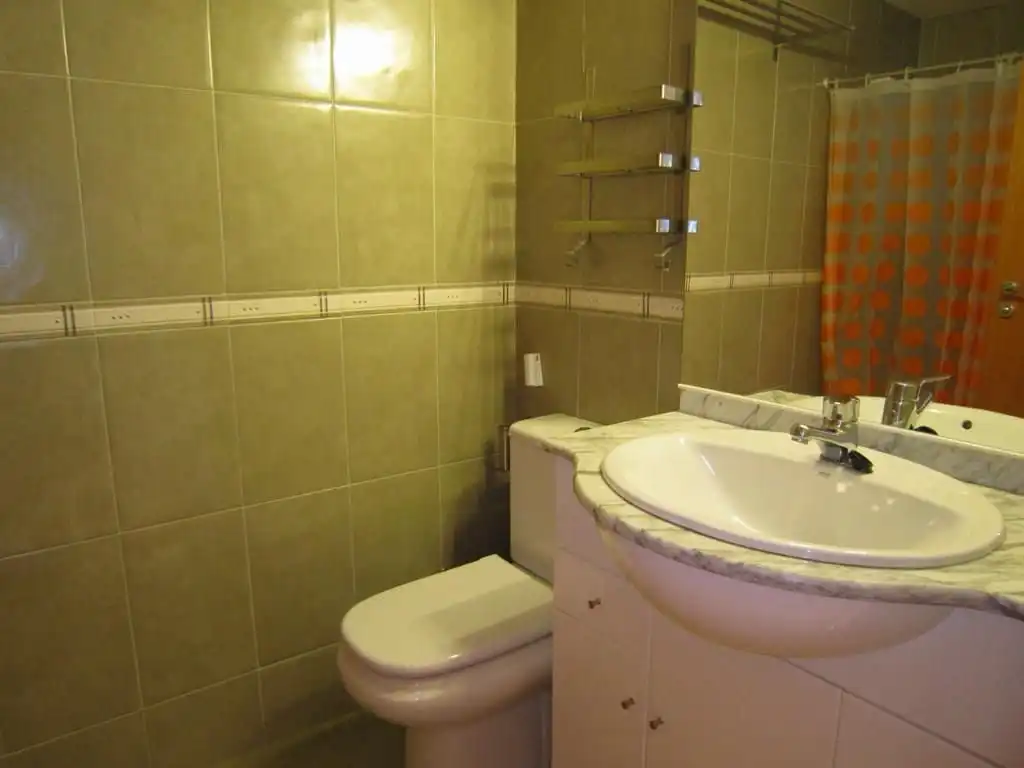 Bany de Pis en venda en Reus amb Aire condicionat