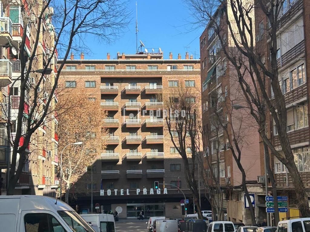 Exterior view of Flat for sale in  Madrid Capital  with Heating, Parquet flooring and Terrace