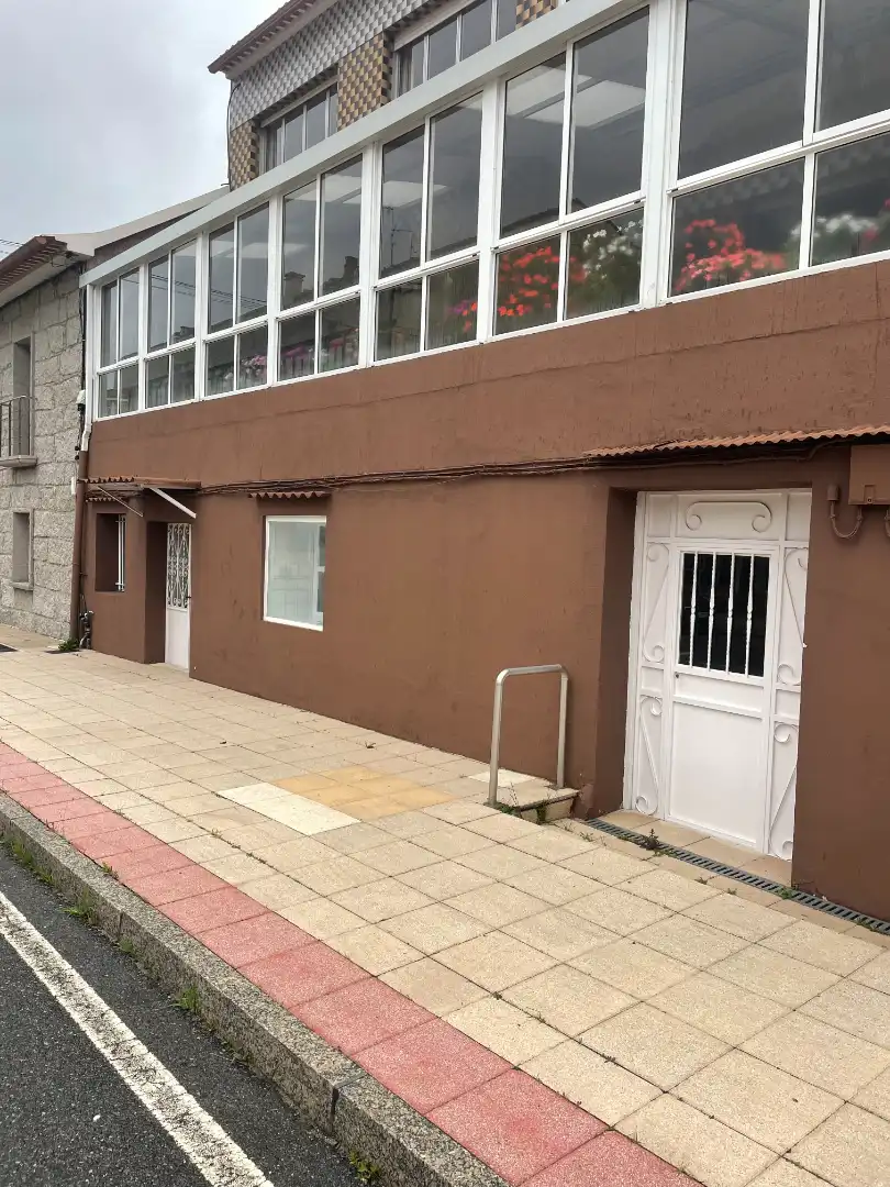 Vista exterior de Local de alquiler en Meis con Amueblado