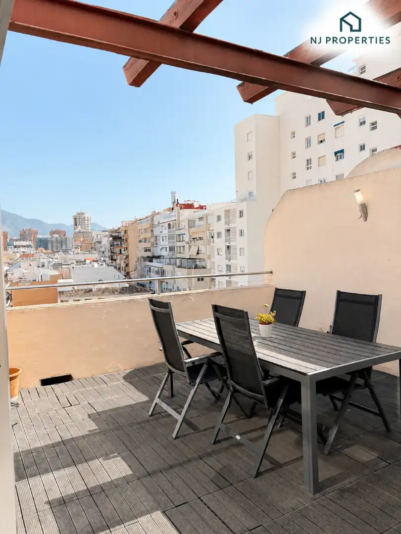 Terraza de Ático en venta en Fuengirola con Aire acondicionado, Terraza y Amueblado