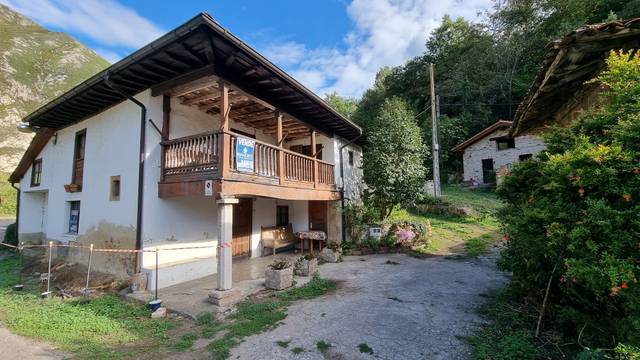 Casa adosada en Venta en Lugar Miyares en Amieva