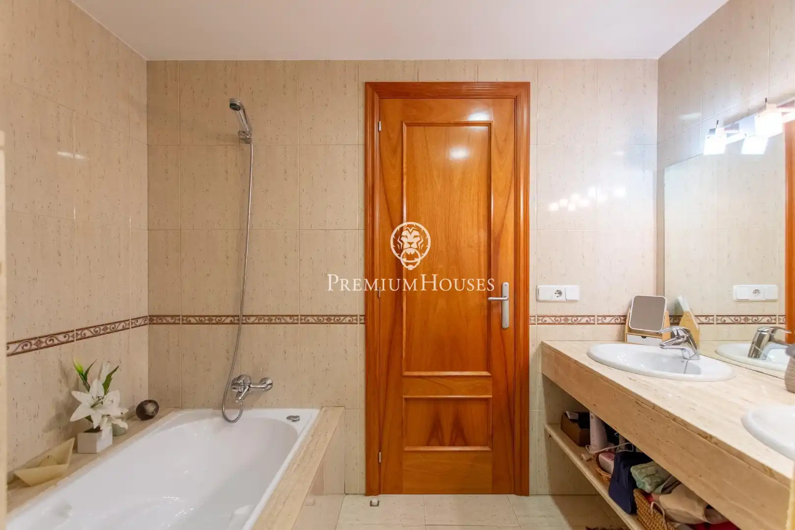 Baño de Casa adosada en venta en Argentona con Calefacción y Terraza