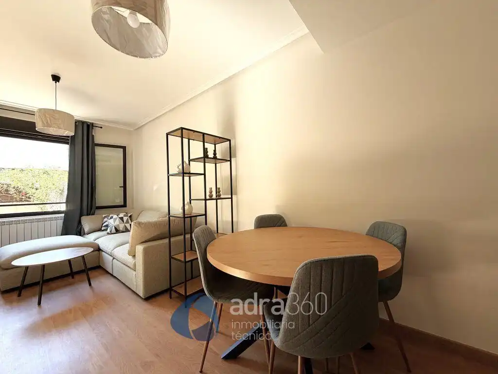 Sala de estar de Apartamento en venta en Lardero con Aire acondicionado, Calefacción y Jardín privado