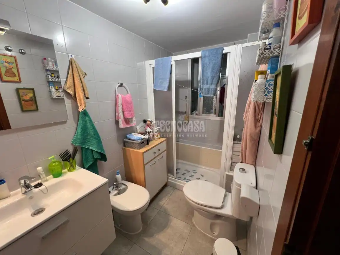 Baño de Piso en venta en Almería