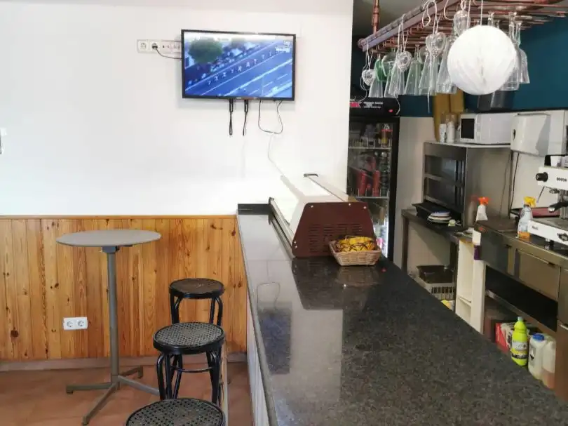 Local comercial en traspaso en Av. de Francesc Macià 173, imagen 3
