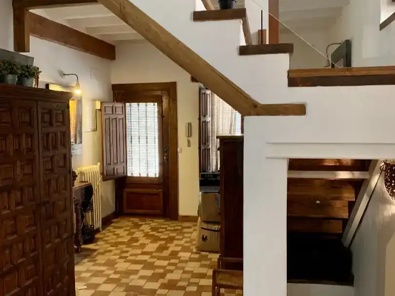 Casa adosada en venda en Onil amb Balcó