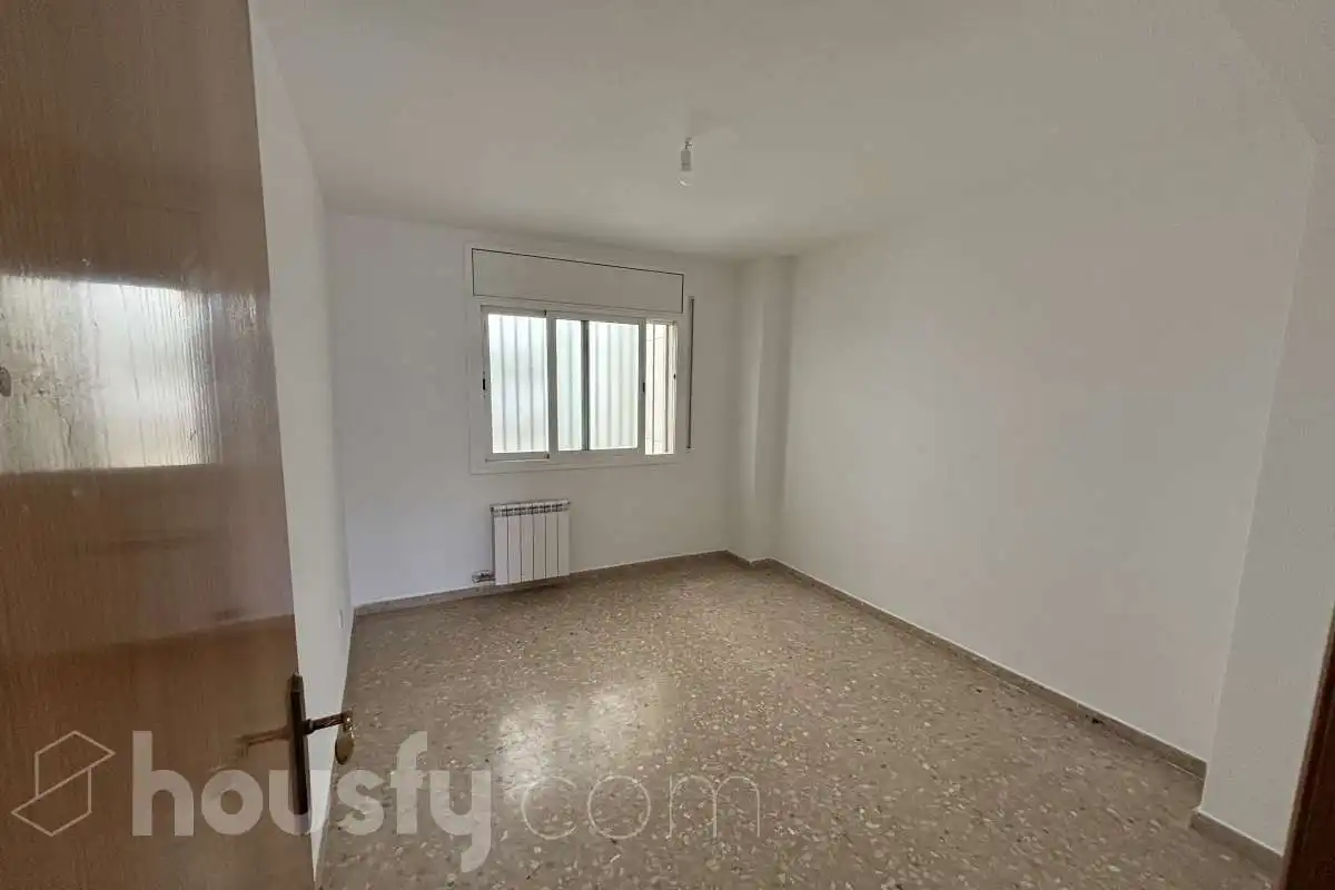 Bedroom of Flat for rent in Terrassa  with Heating, Terrace and Storage room