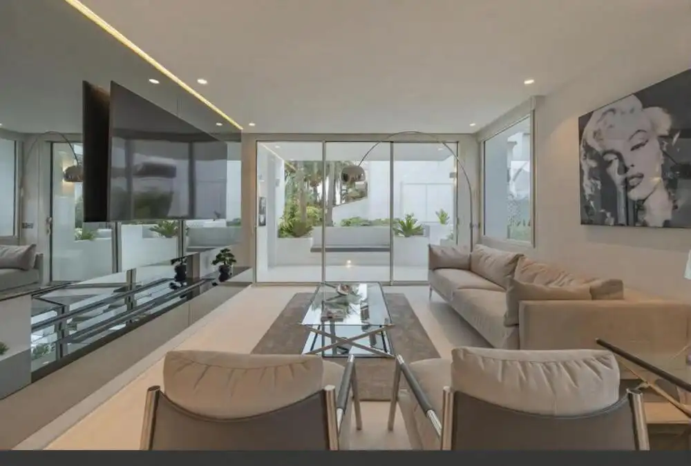 Apartament amb piscina en venda a Milla de Oro